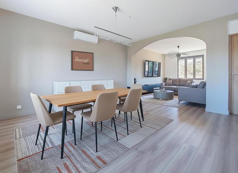 Maison - 140 m² - 4 pièces