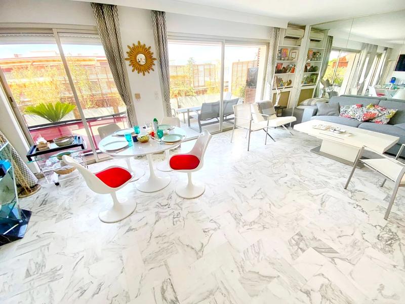 Appartement - 62 m² - 2 pièces