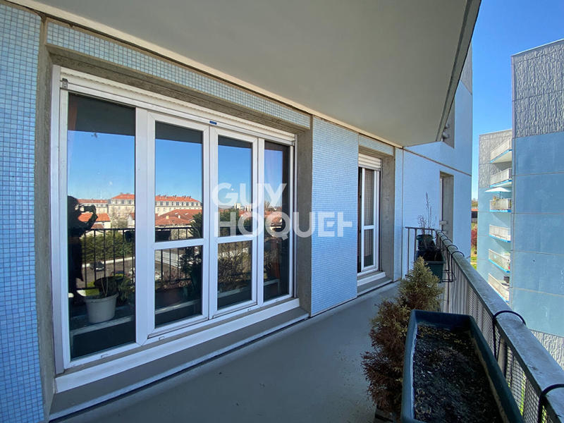 Appartement - 118 m² - 6 pièces