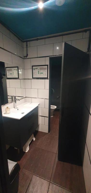 Local commercial - 58 m² - 2 pièces