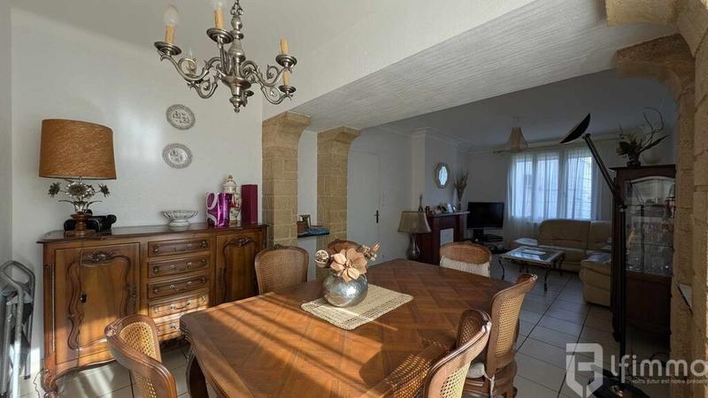 Maison - 120 m² - 6 pièces