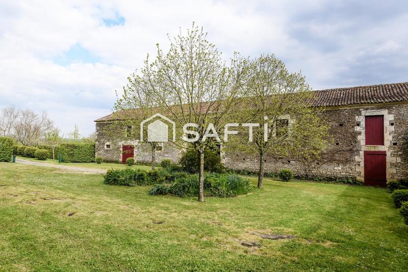 Propriété - 432 m² - 8 pièces