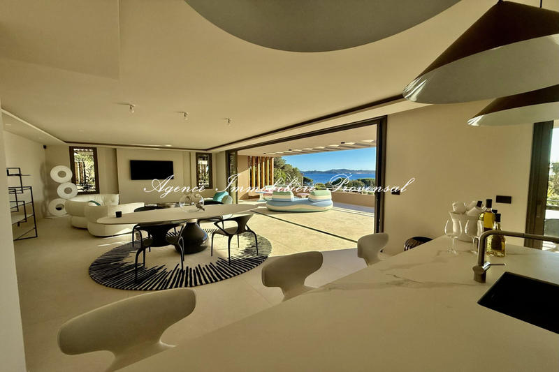 Appartement - 150 m² - 4 pièces