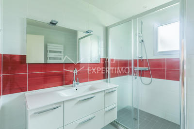 Maison de village - 100 m² - 5 pièces