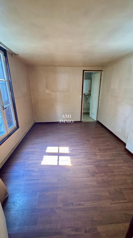 Immeuble - 84 m² - 5 pièces