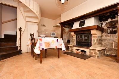 Maison - 93 m² - 5 pièces