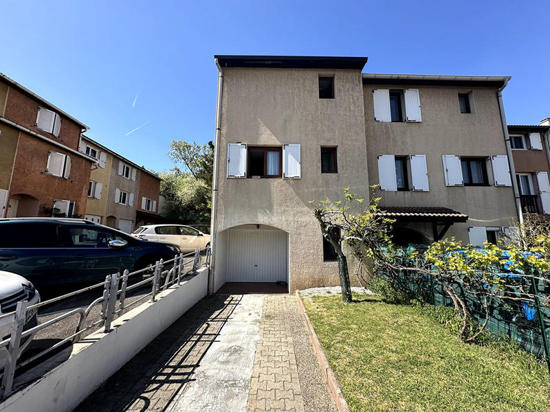 Maison - 88 m² - 4 pièces