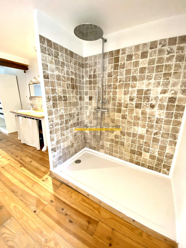 Maison de village - 90 m² - 3 pièces