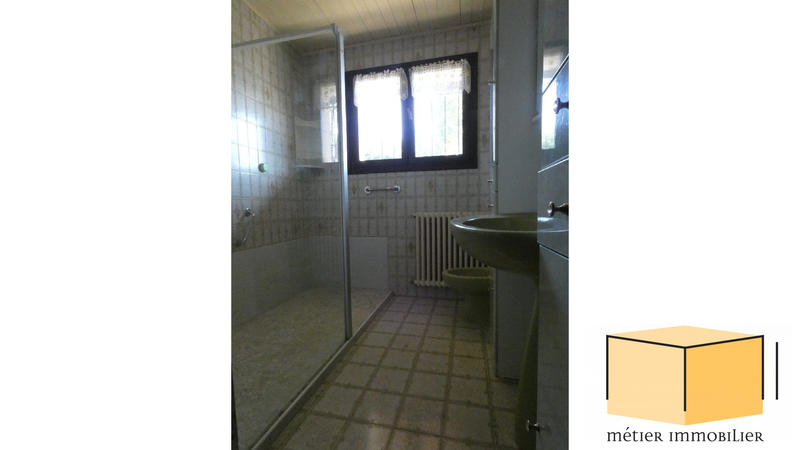 Maison - 203 m² - 5 pièces