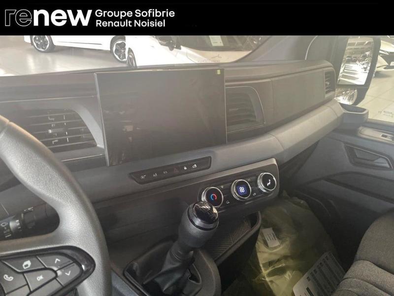 Nissan Interstar Fourgon 3t3 L2h2 2.0 Dci 130 n-Connecta