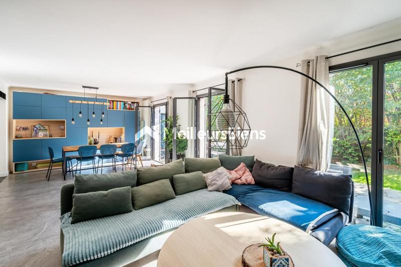 Maison - 140 m² - 8 pièces