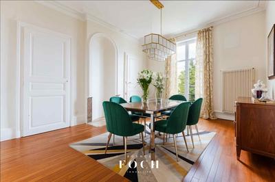 Appartement - 102 m² - 4 pièces