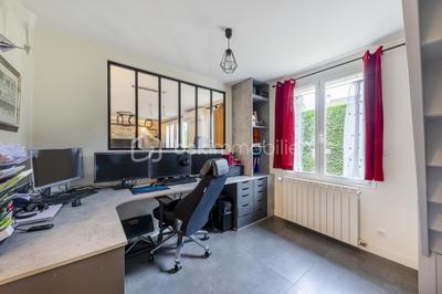 Maison traditionnelle - 123 m² - 6 pièces