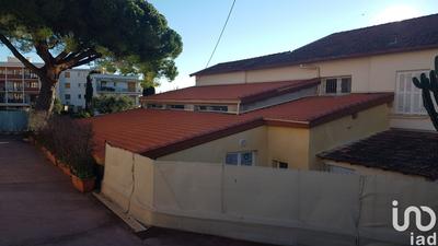 Local commercial - 181 m²
