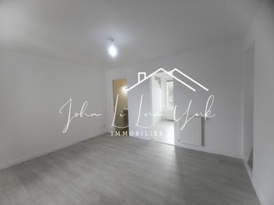 Maison - 174 m² - 7 pièces