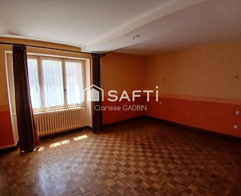 Maison - 207 m² - 9 pièces