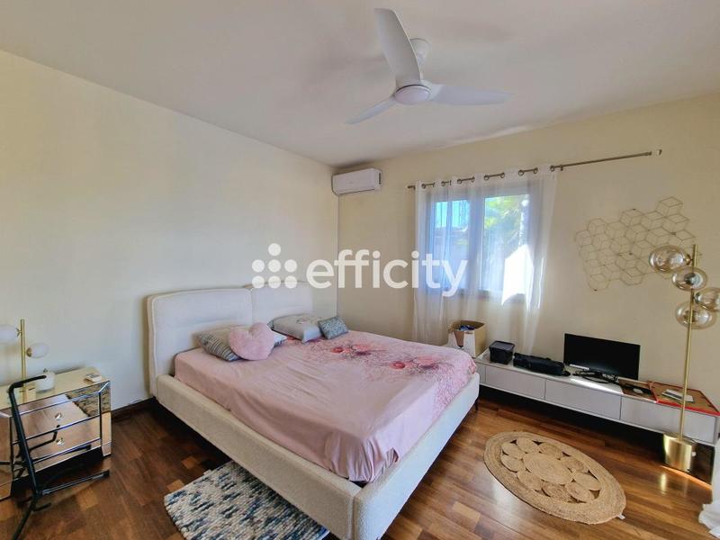 Maison - 168 m² - 4 pièces