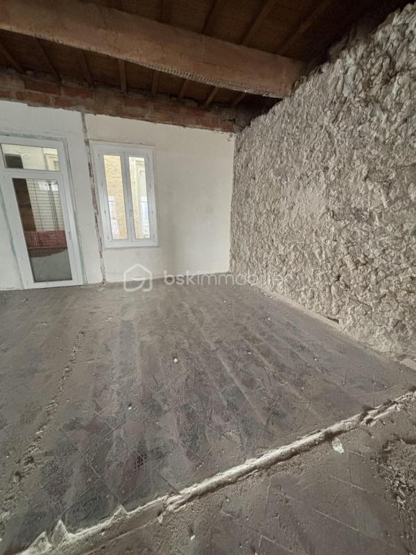 Appartement - 75 m² - 1 pièce