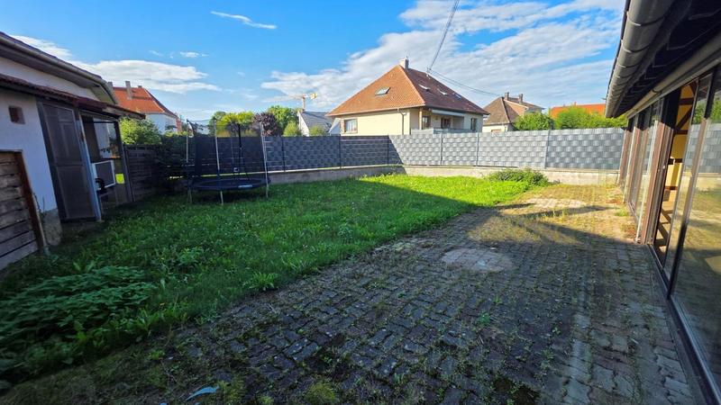 Maison - 250 m² - 7 pièces