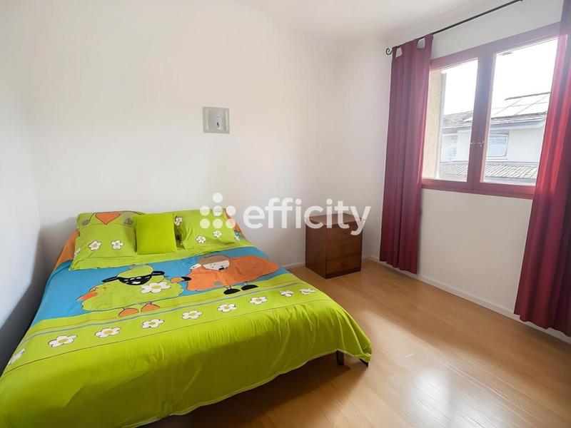 Pavillon - 90 m² - 4 pièces