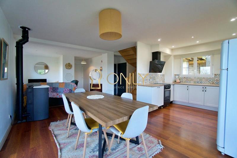 Maison - 98 m² - 4 pièces