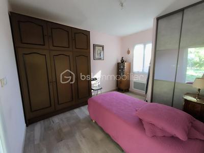 Propriété - 203 m² - 8 pièces