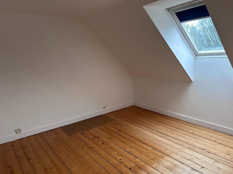 Maison - 99 m² - 5 pièces