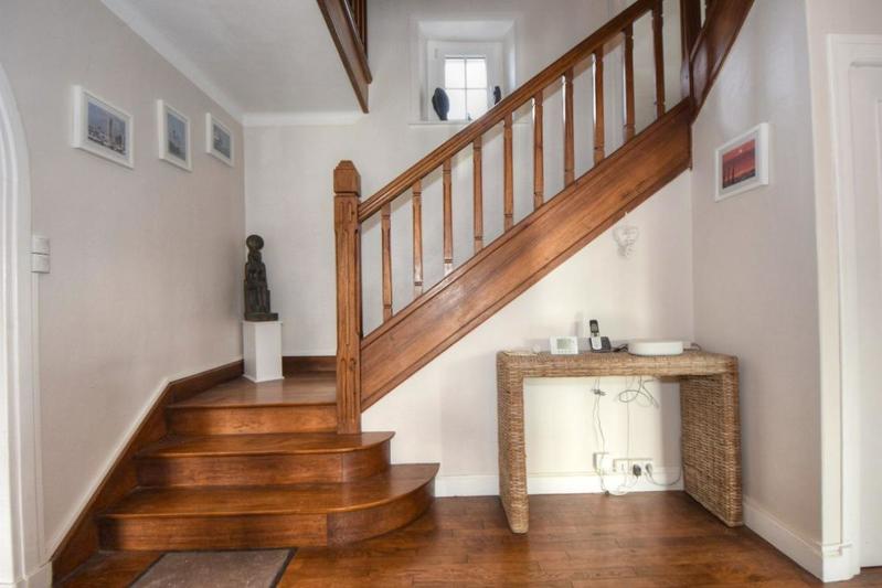 Maison - 190 m² - 8 pièces