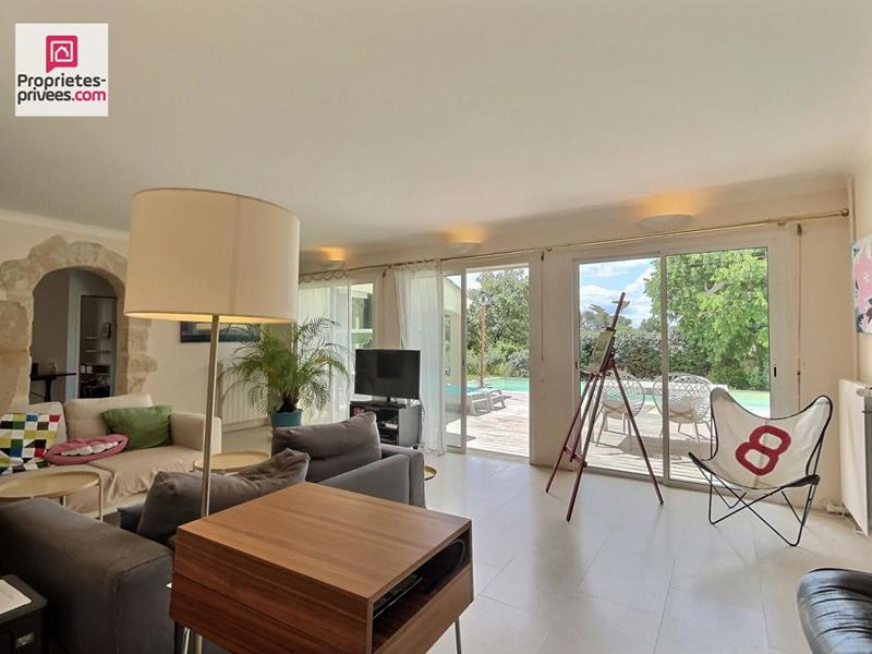 Maison - 217 m² - 7 pièces