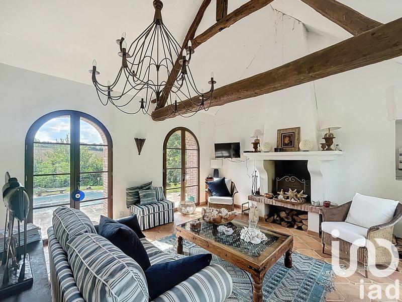 Maison - 244 m² - 5 pièces