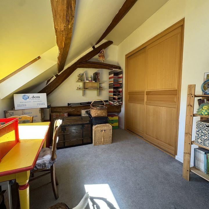 Maison - 163 m² - 6 pièces