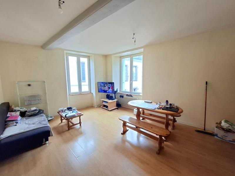 Immeuble - 130 m² - 7 pièces