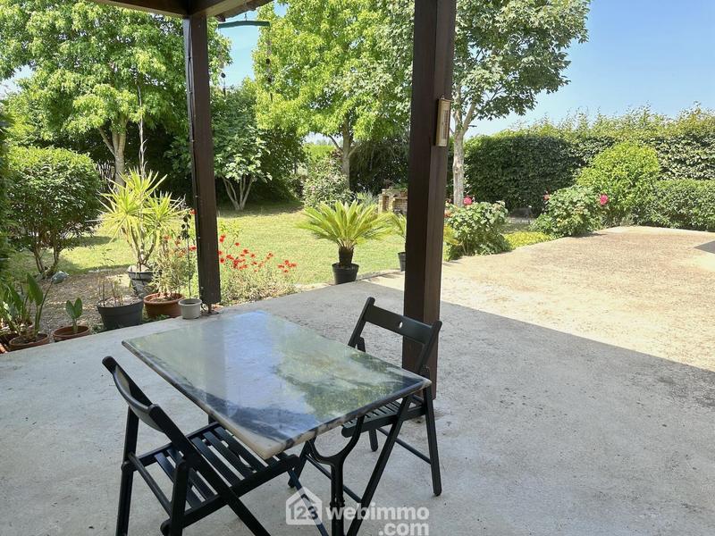 Maison - 186 m² - 7 pièces