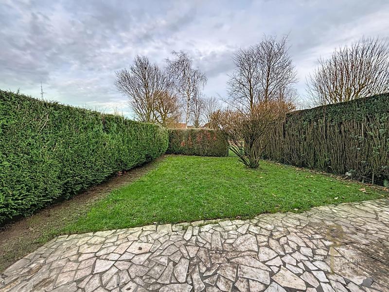 Maison - 95 m² - 5 pièces