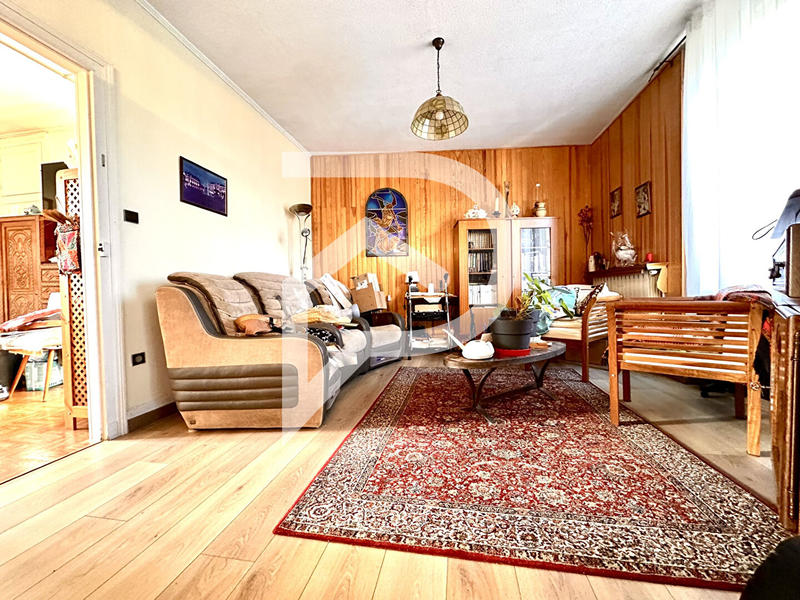 Appartement - 100 m² - 3 pièces