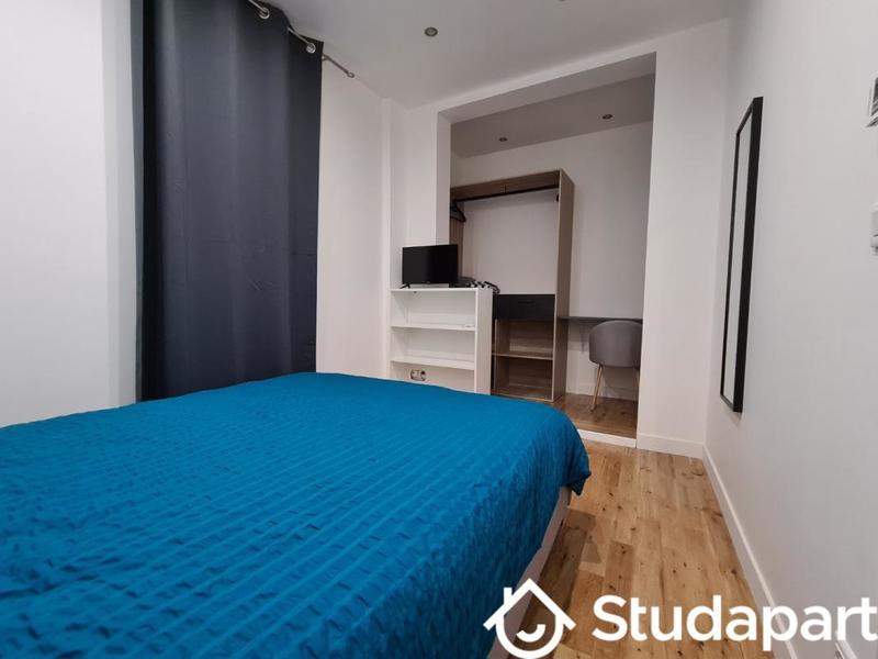 Chambre - 12 m² - 1 pièce