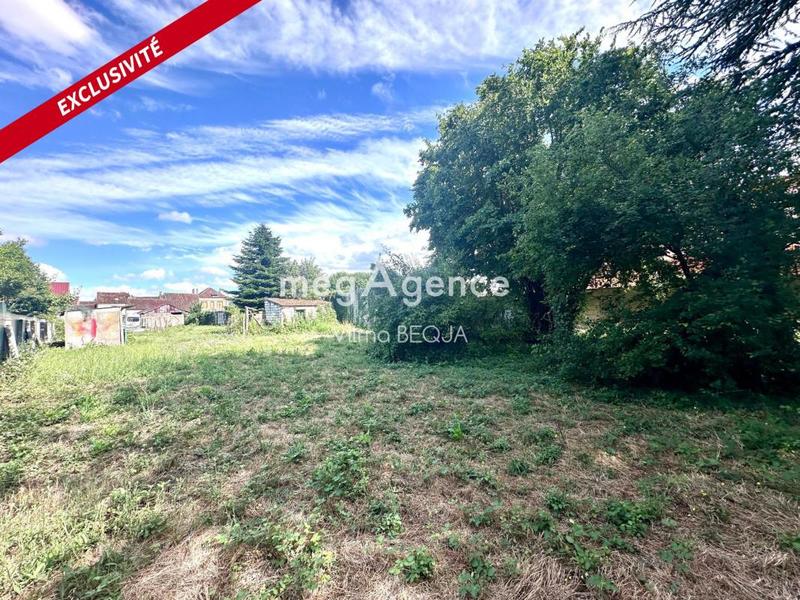 Terrain constructible - 1 665 m²