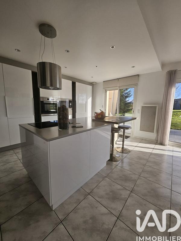 Maison - 130 m² - 6 pièces