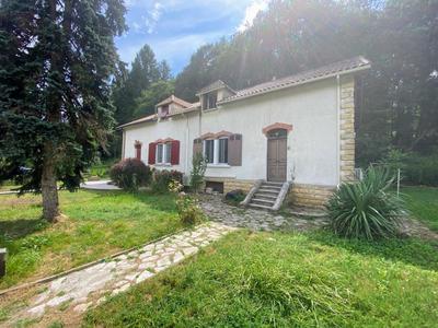 Maison - 140 m² - 4 pièces