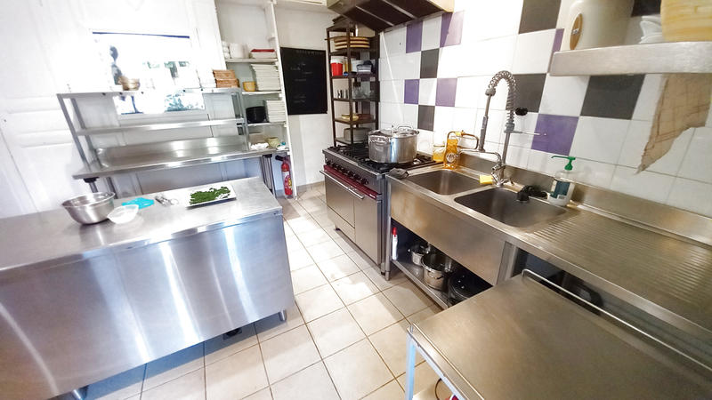 Local commercial - 210 m²