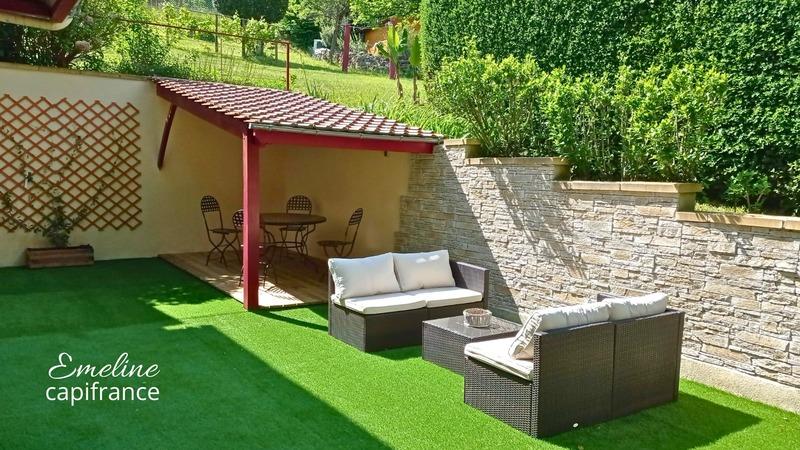 Maison - 263 m² - 10 pièces