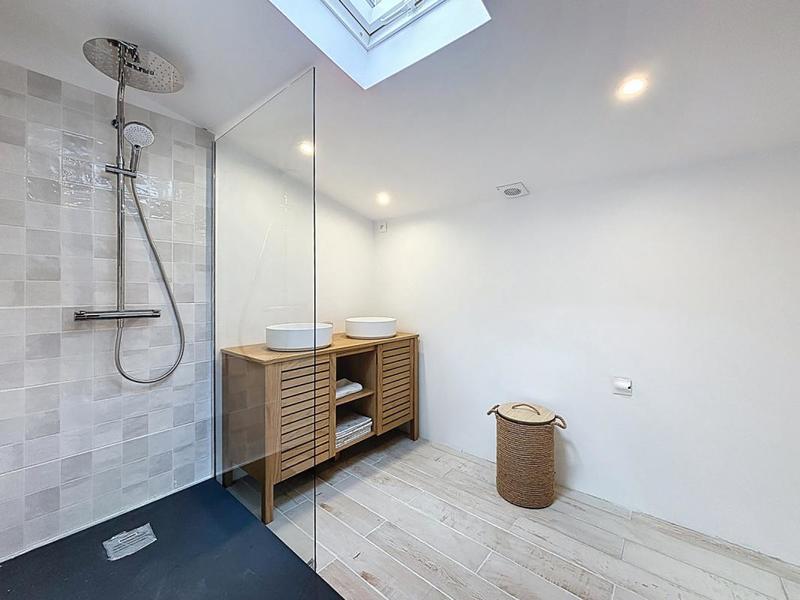 Maison - 160 m² - 7 pièces