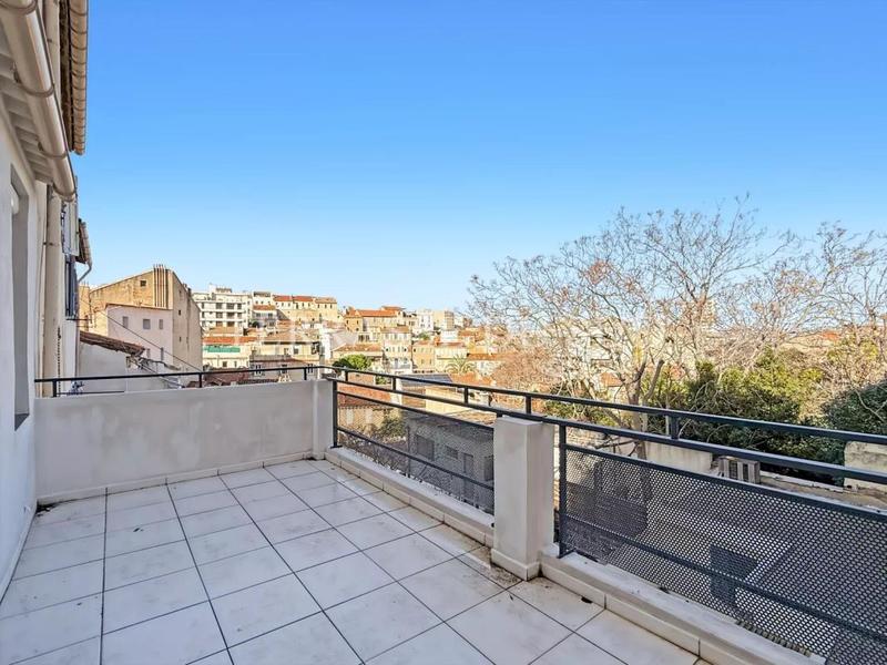 Maison de ville - 183 m² - 10 pièces