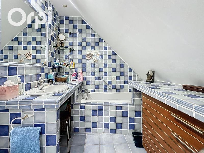 Appartement - 138 m² - 4 pièces