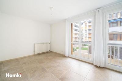 Studio - 28 m² - 2 pièces