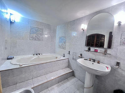 Maison - 160 m² - 5 pièces