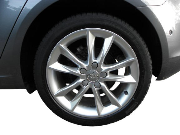 Audi A3 sportback 1.6 Tdi 110 Ch Ambition Luxe s-Tronic 7 / 5