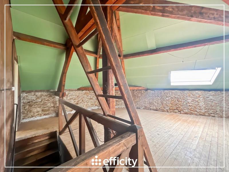 Maison bourgeoise - 261 m² - 13 pièces