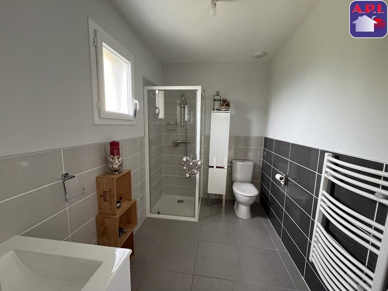 Maison - 95 m² - 4 pièces