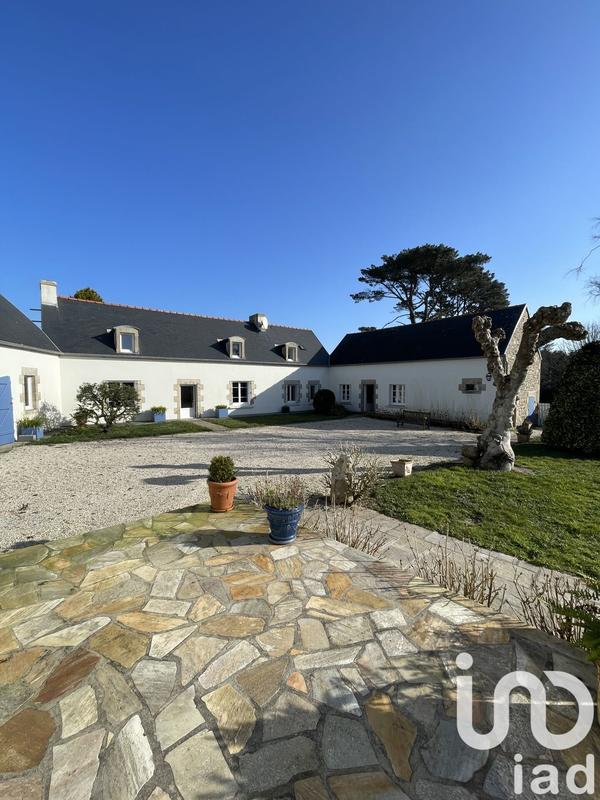 Maison - 281 m² - 11 pièces